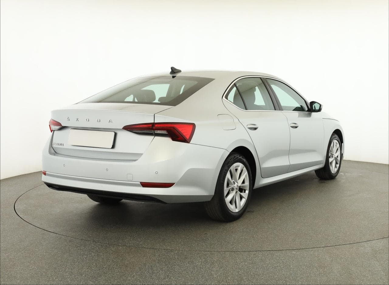 2020 Škoda Octavia - 7