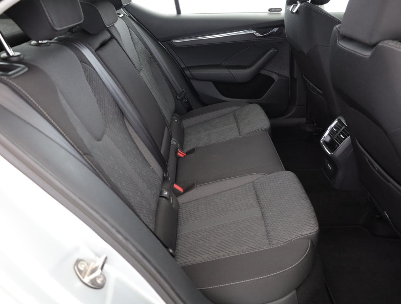 2020 Škoda Octavia - 11