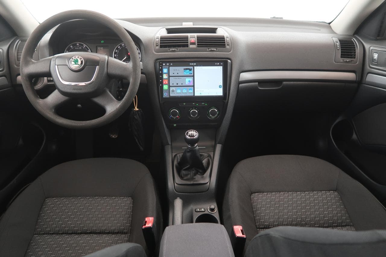 2010 Škoda Octavia - 10