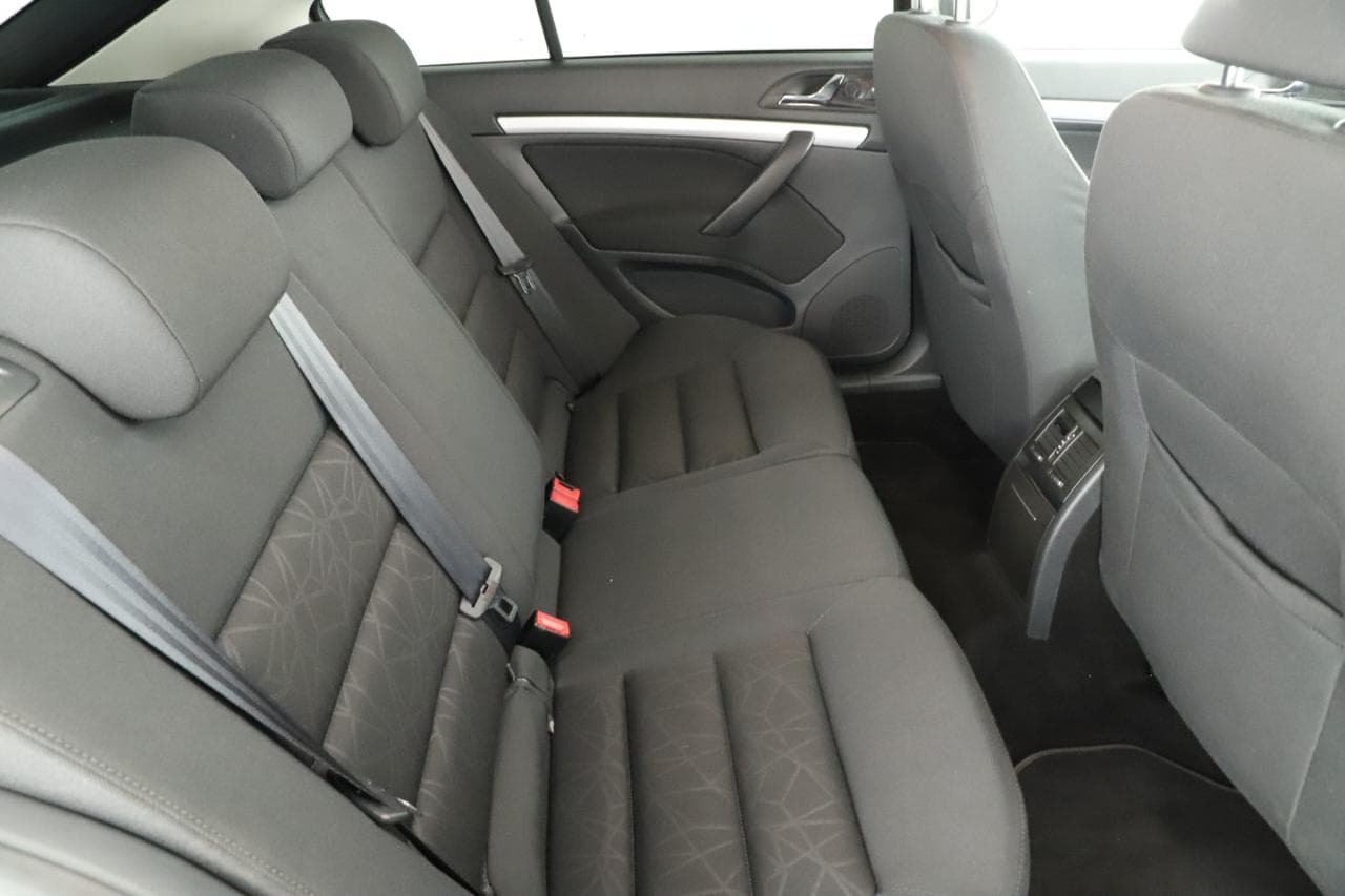 2011 Škoda Octavia - 11