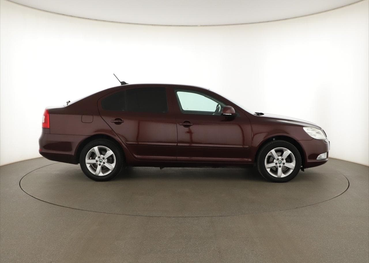 2011 Škoda Octavia - 8