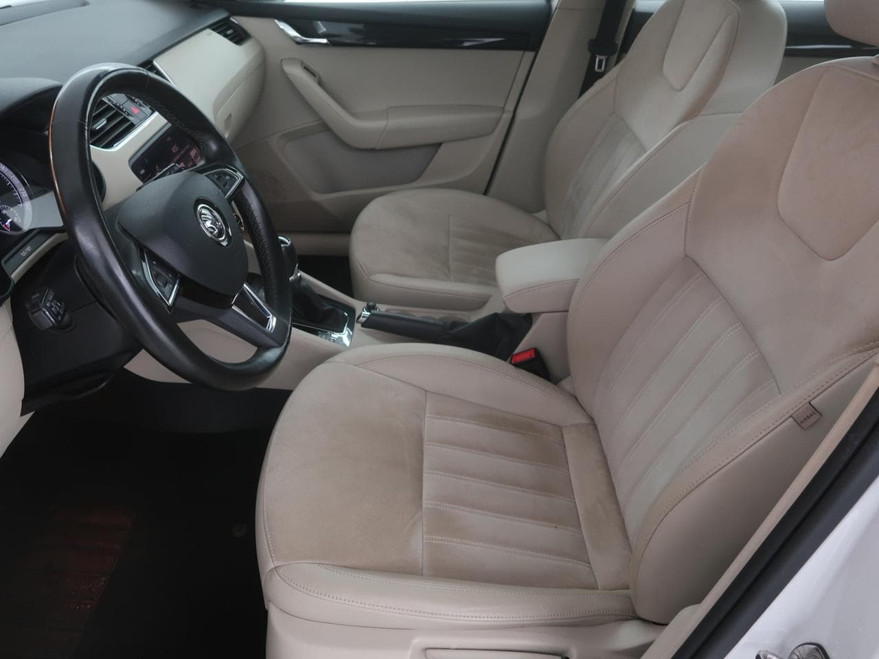 2018 Škoda OCTAVIA - 16