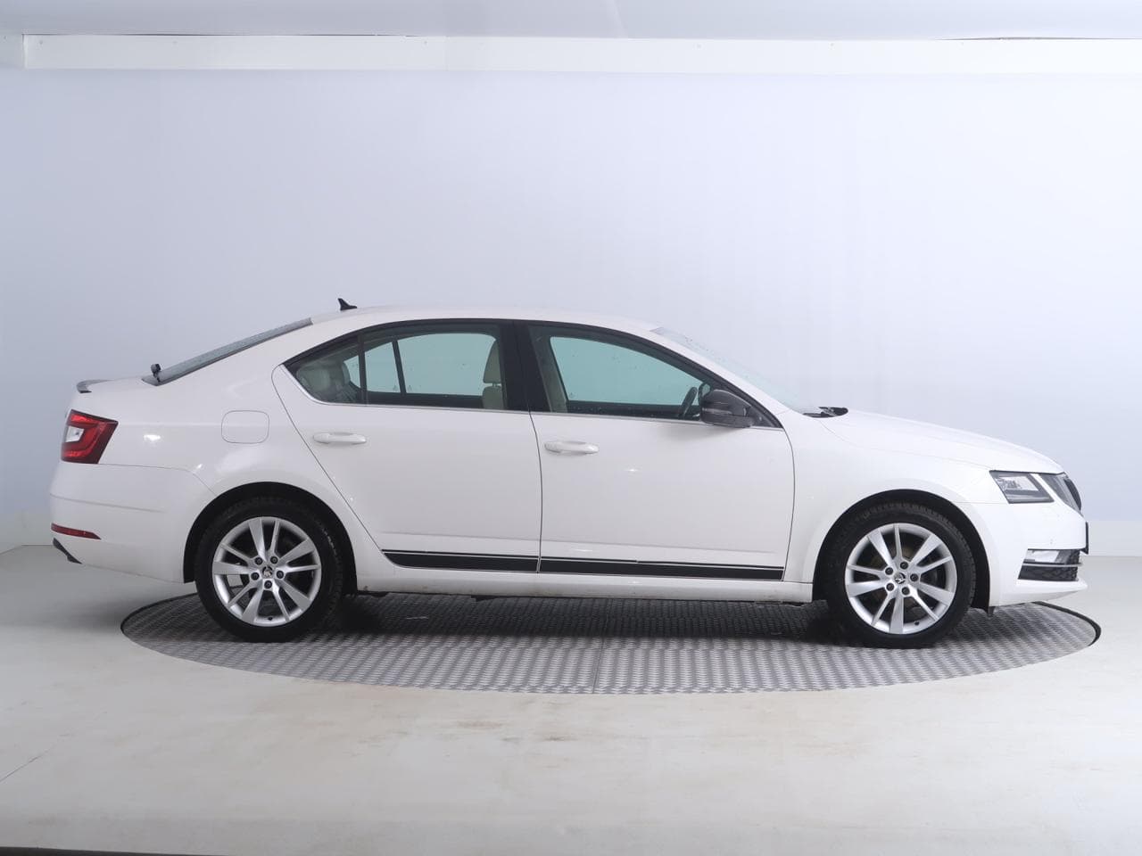 2018 Škoda OCTAVIA - 8
