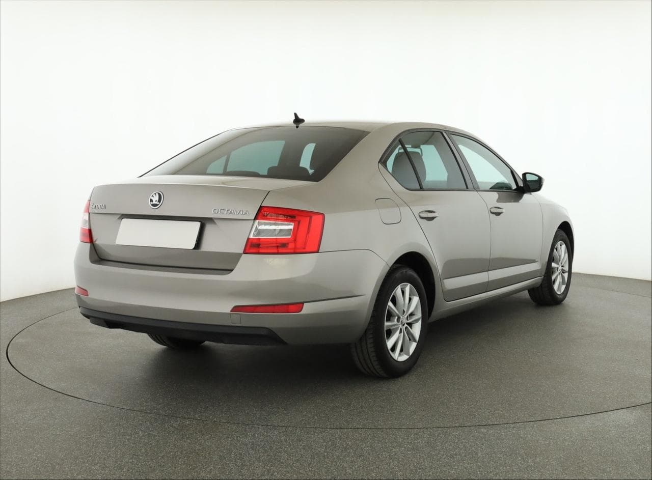 2016 Škoda Octavia - 7