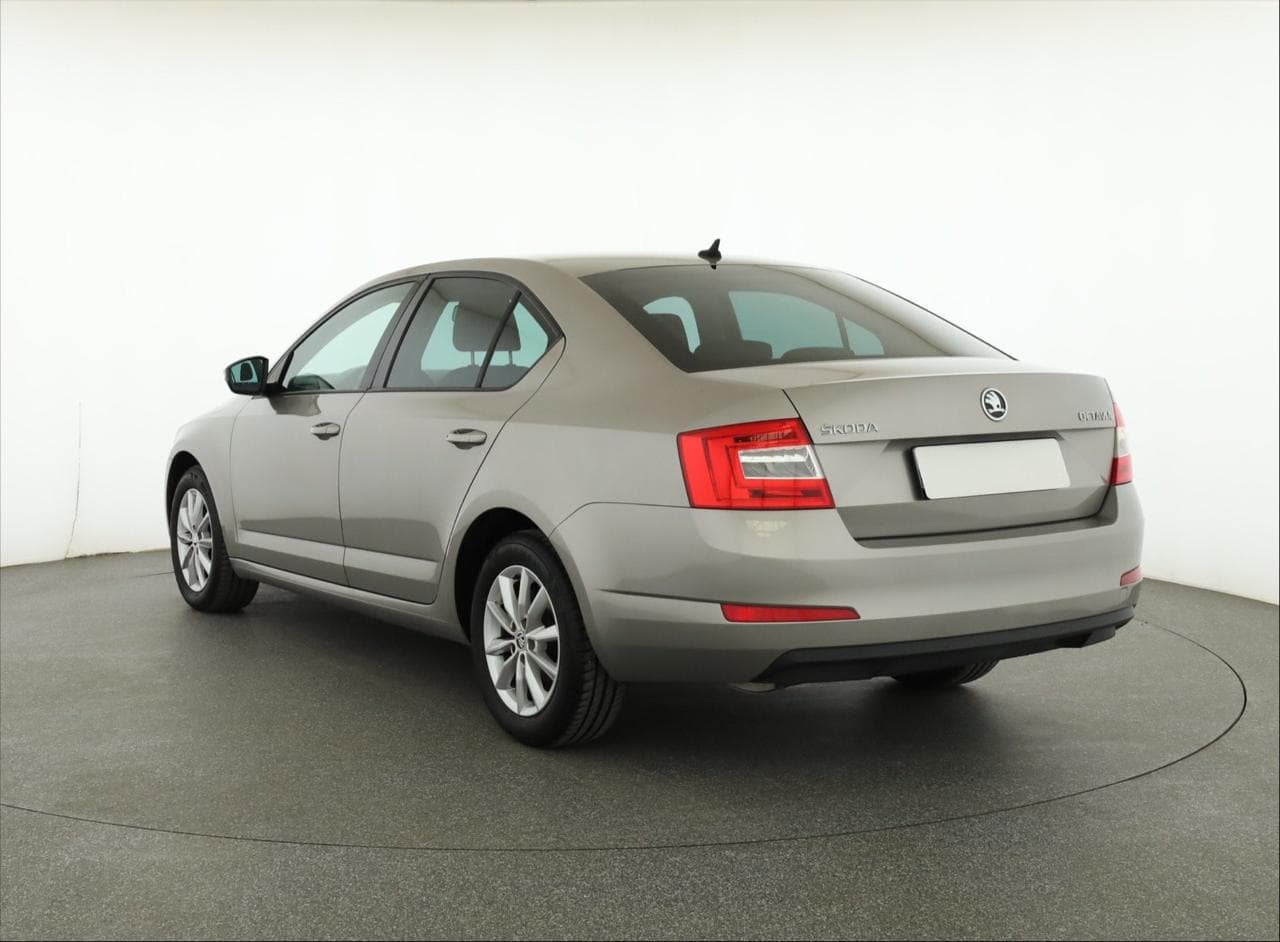 2016 Škoda Octavia - 5