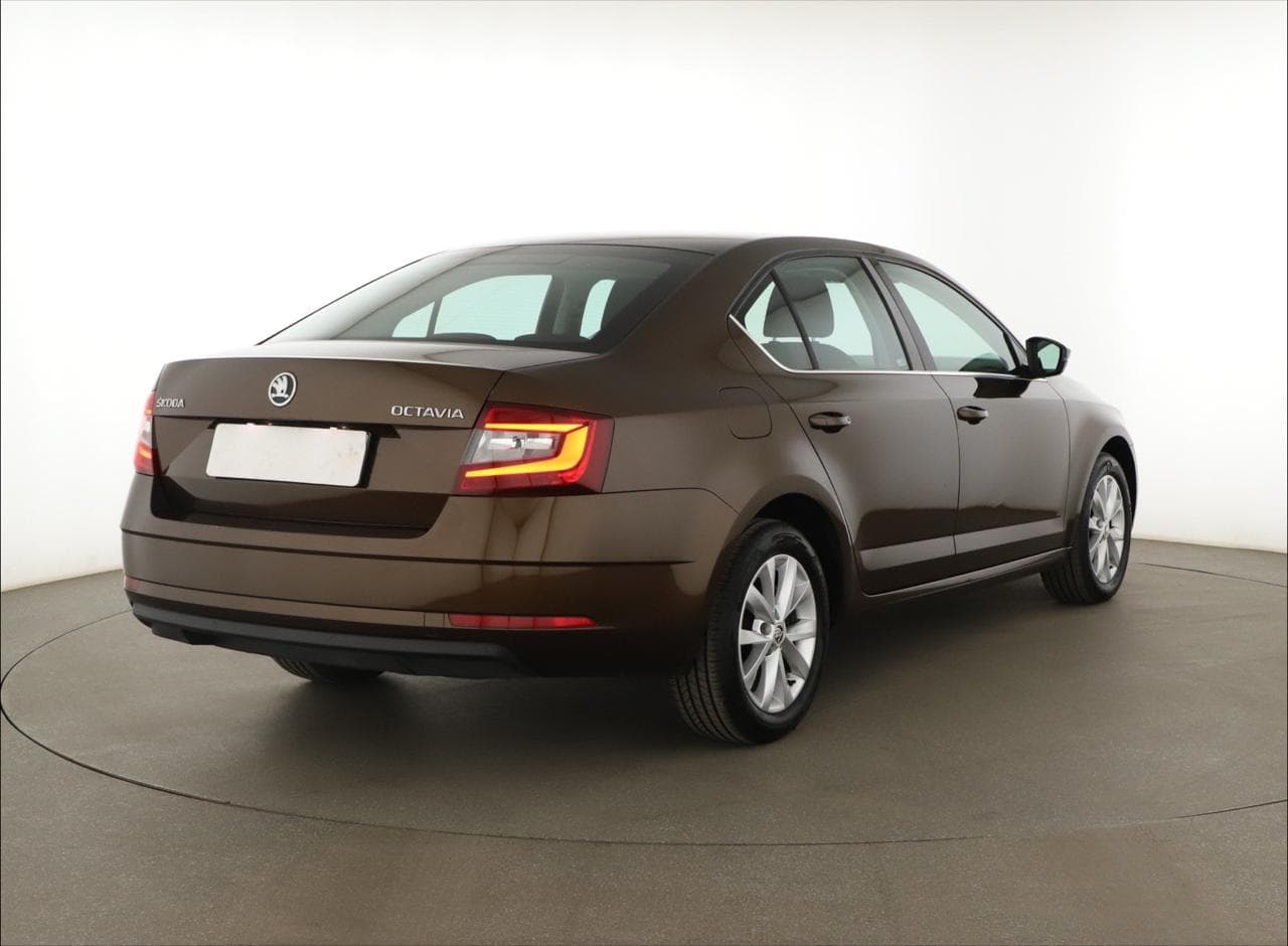 2017 Škoda Octavia - 7