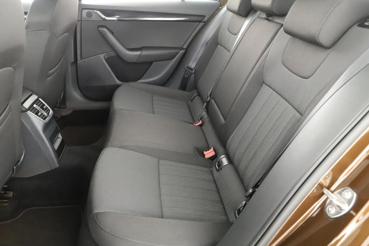 2017 Škoda Octavia - 12