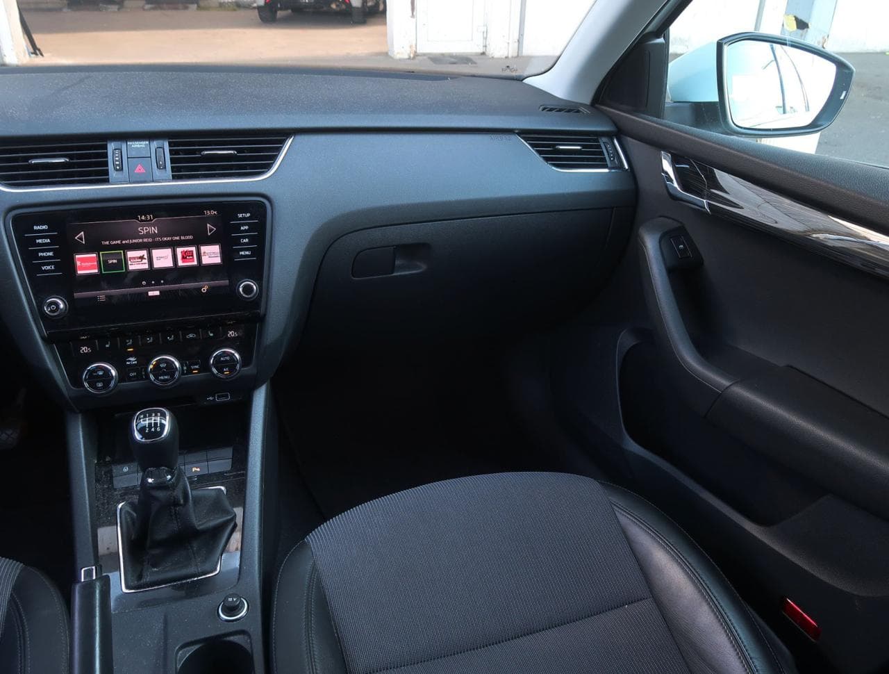 2020 Škoda OCTAVIA - 11