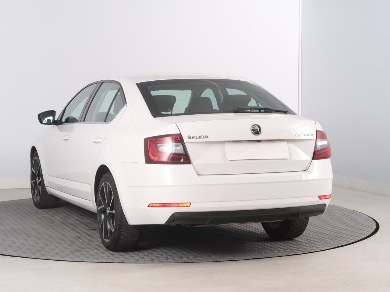 2019 Škoda OCTAVIA - 5