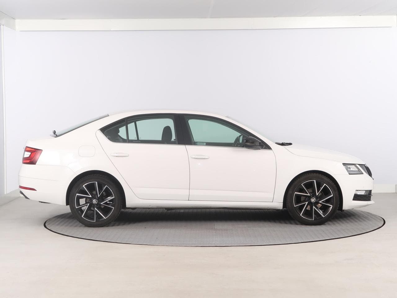 2019 Škoda OCTAVIA - 8