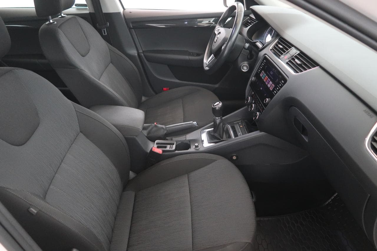 2019 Škoda OCTAVIA - 12