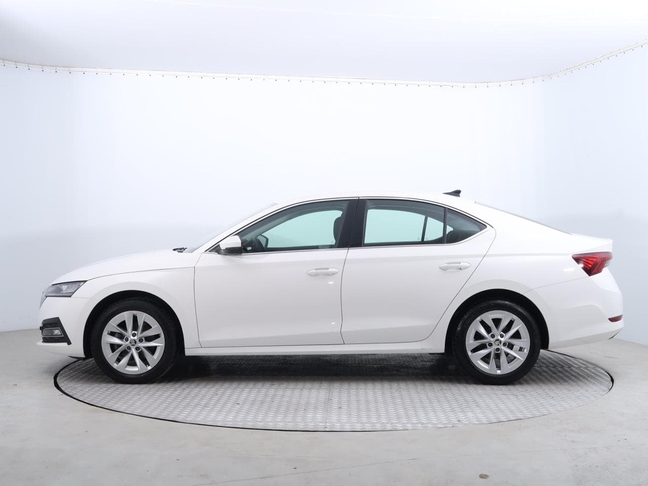 2023 Škoda OCTAVIA - 4