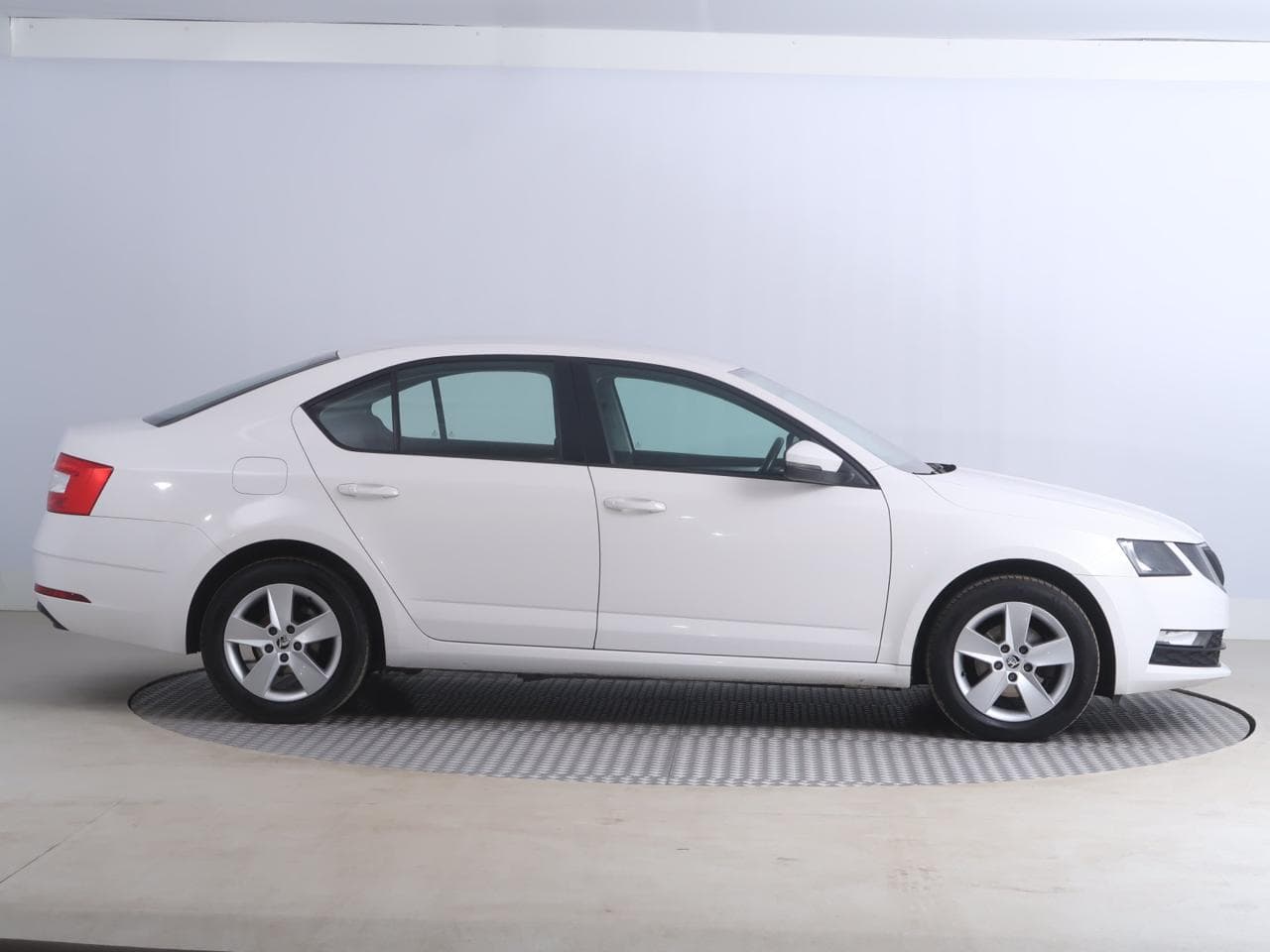 2017 Škoda OCTAVIA - 8