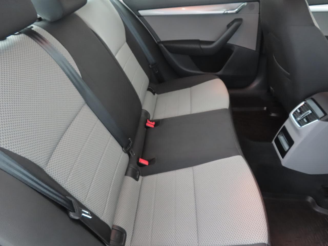 2015 Škoda OCTAVIA - 13
