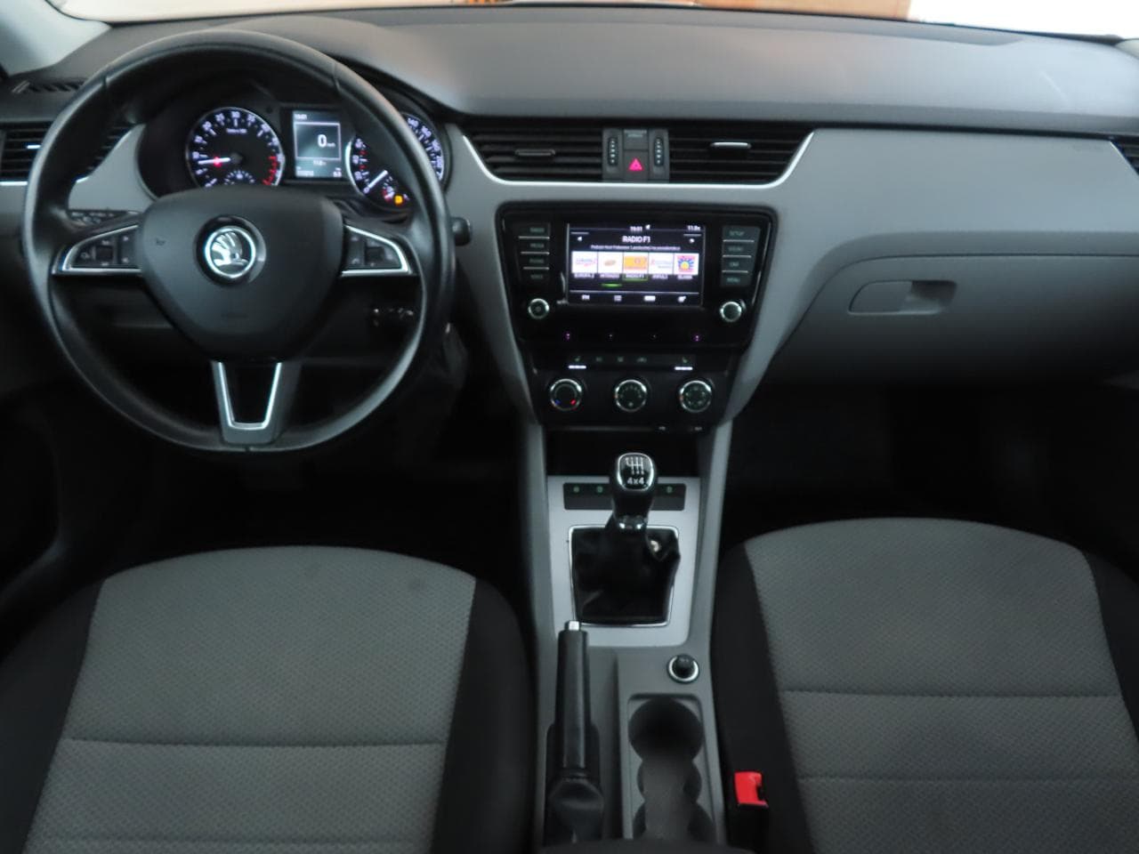 2015 Škoda OCTAVIA - 10