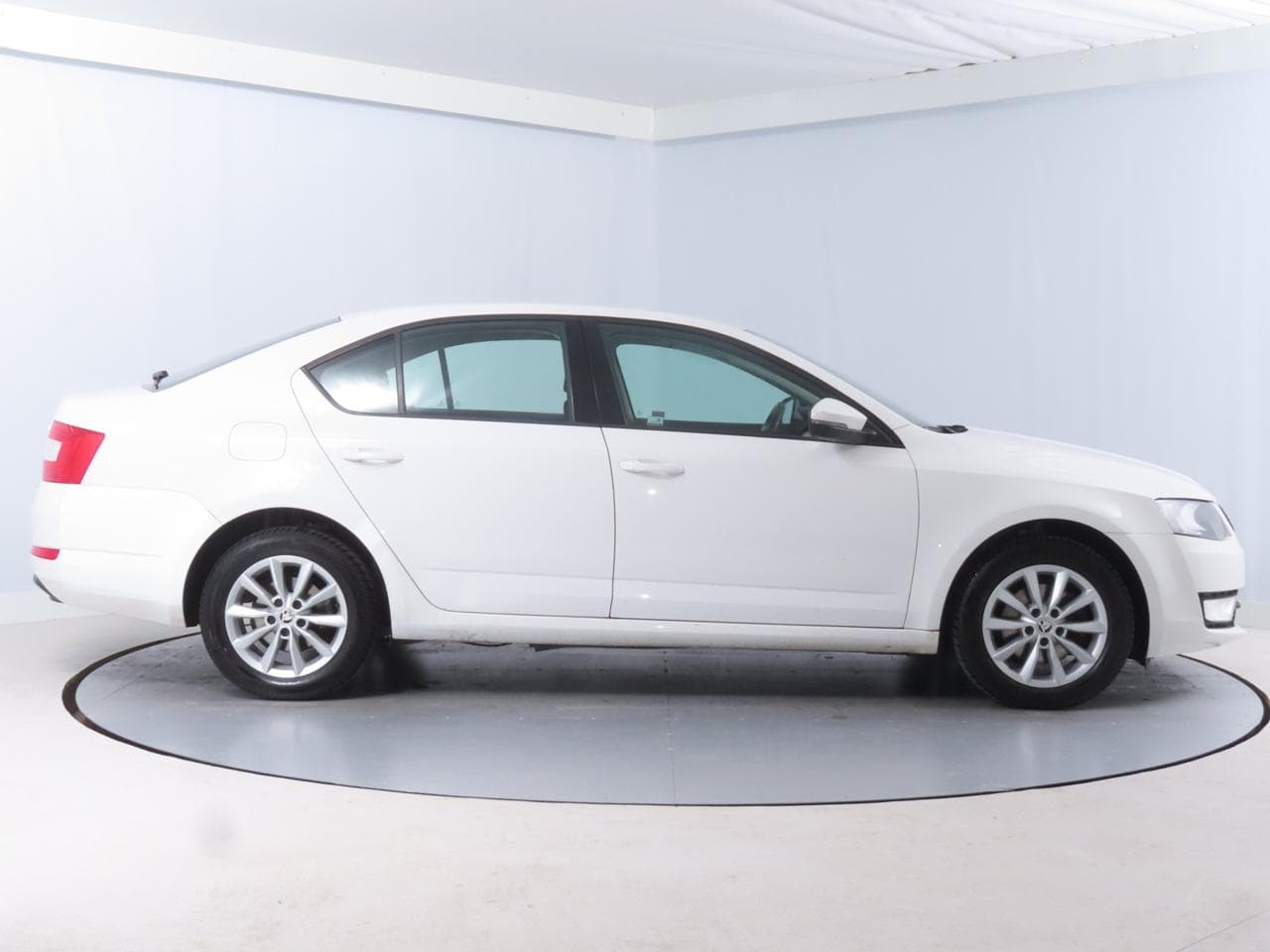 2015 Škoda OCTAVIA - 8
