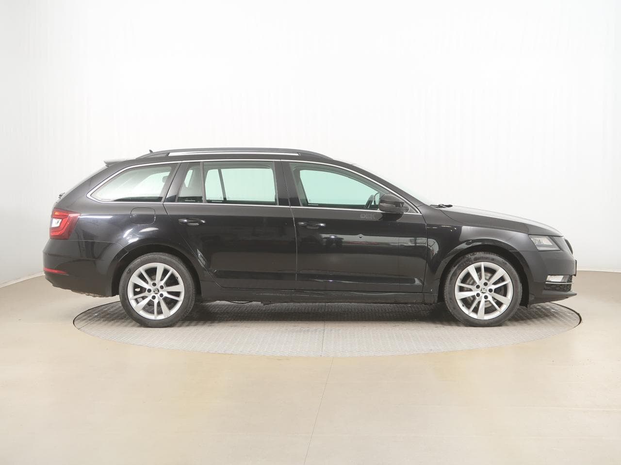 2018 Škoda OCTAVIA - 8