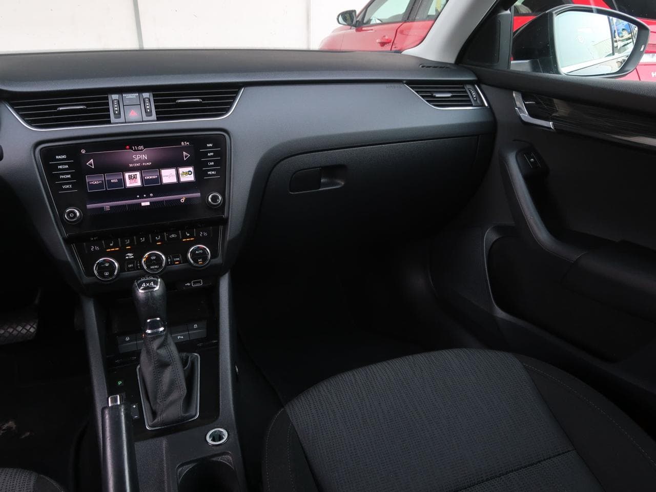 2018 Škoda OCTAVIA - 11