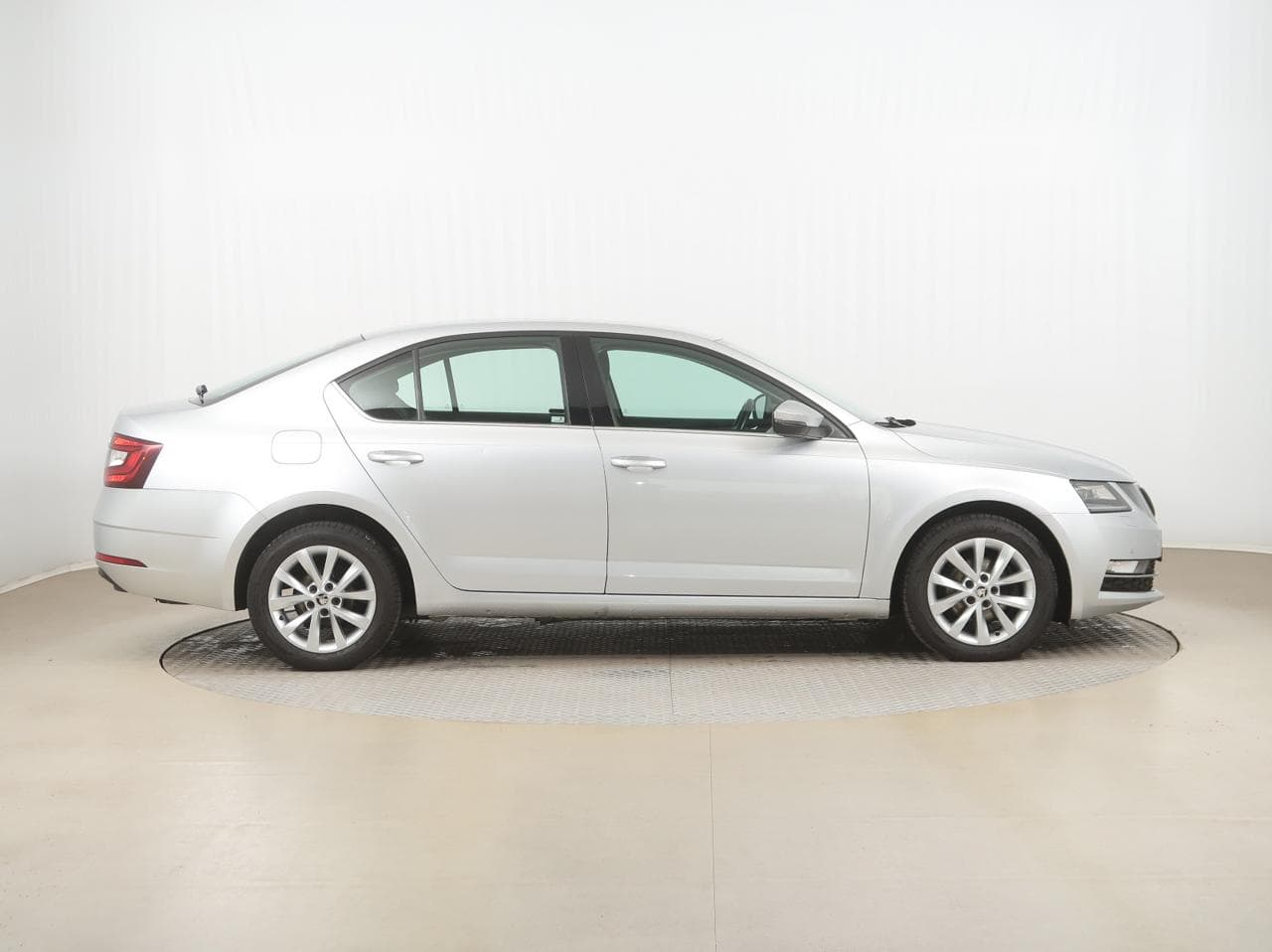 2018 Škoda OCTAVIA - 8