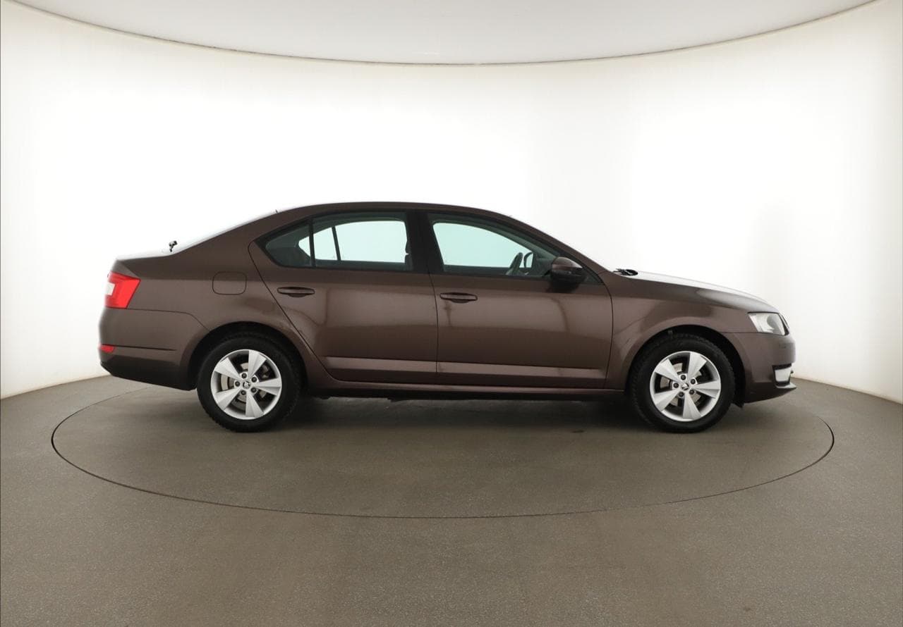 2016 Škoda OCTAVIA - 8