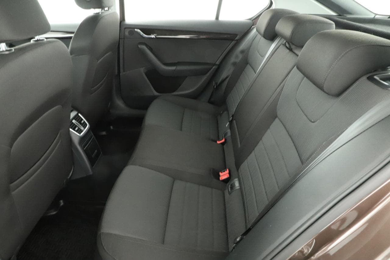 2016 Škoda OCTAVIA - 12