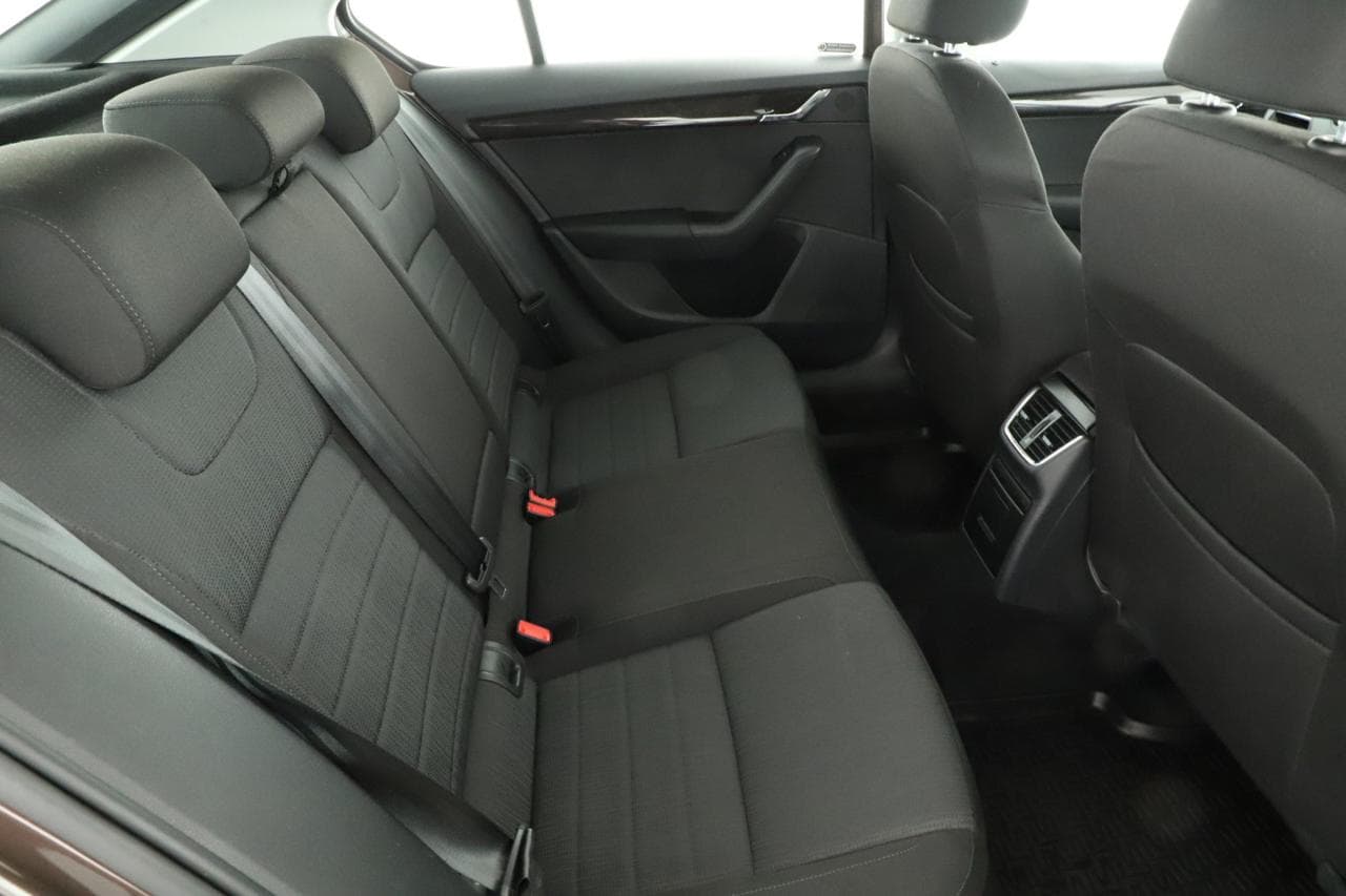 2016 Škoda OCTAVIA - 11