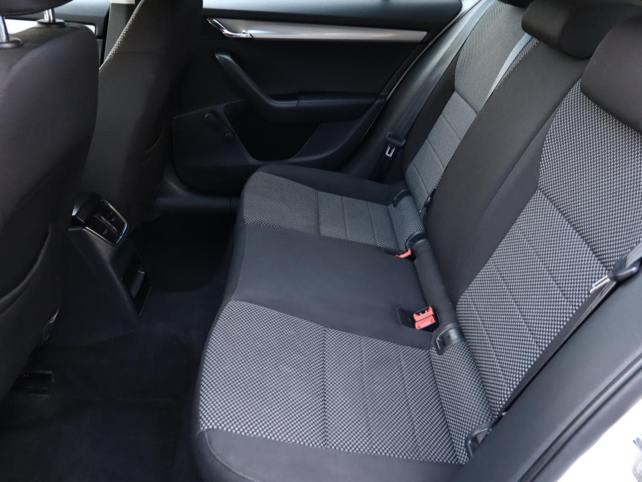 2016 Škoda OCTAVIA - 18