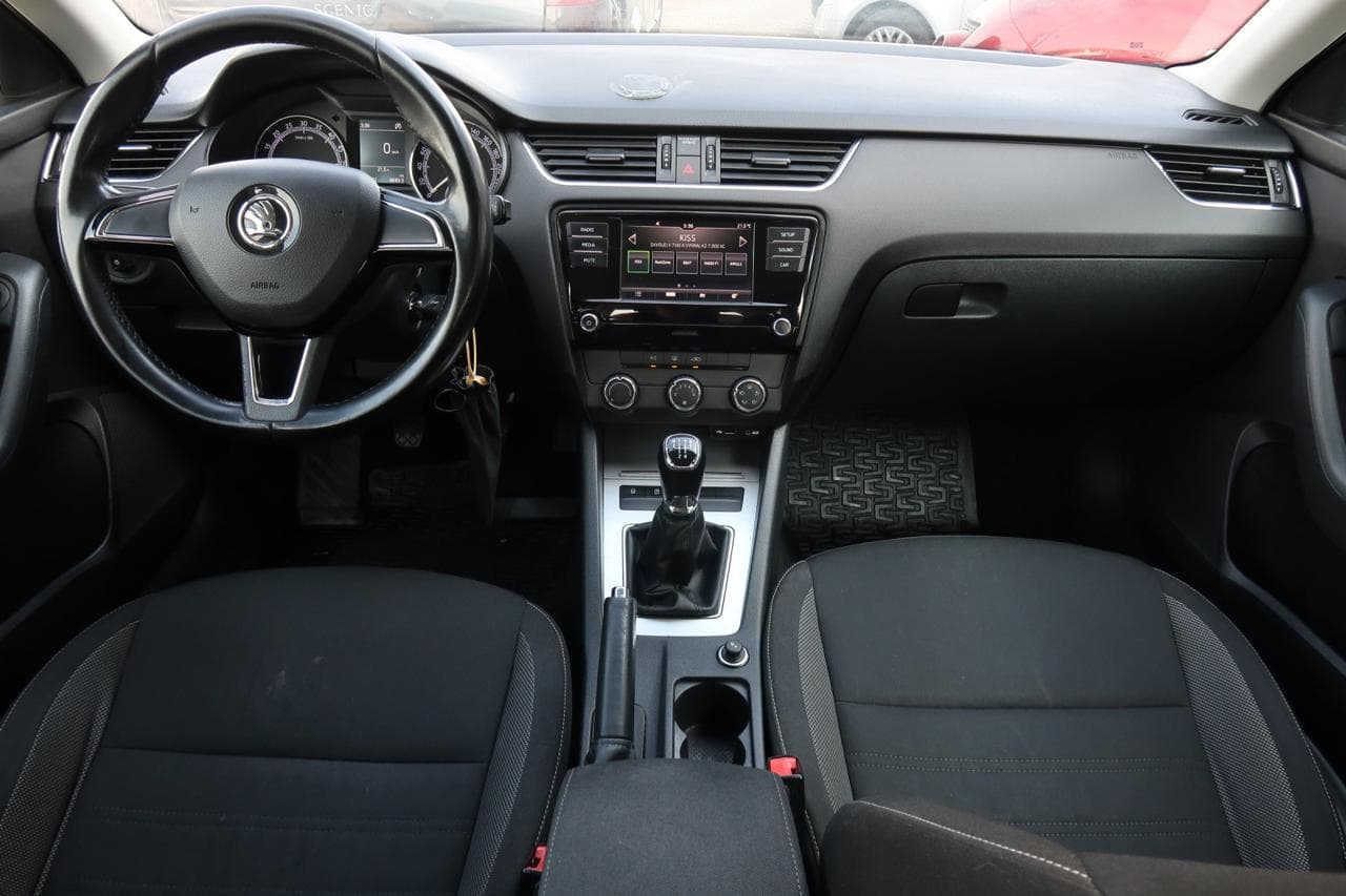2017 Škoda OCTAVIA - 16