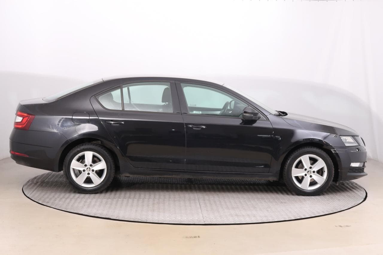 2017 Škoda OCTAVIA - 14