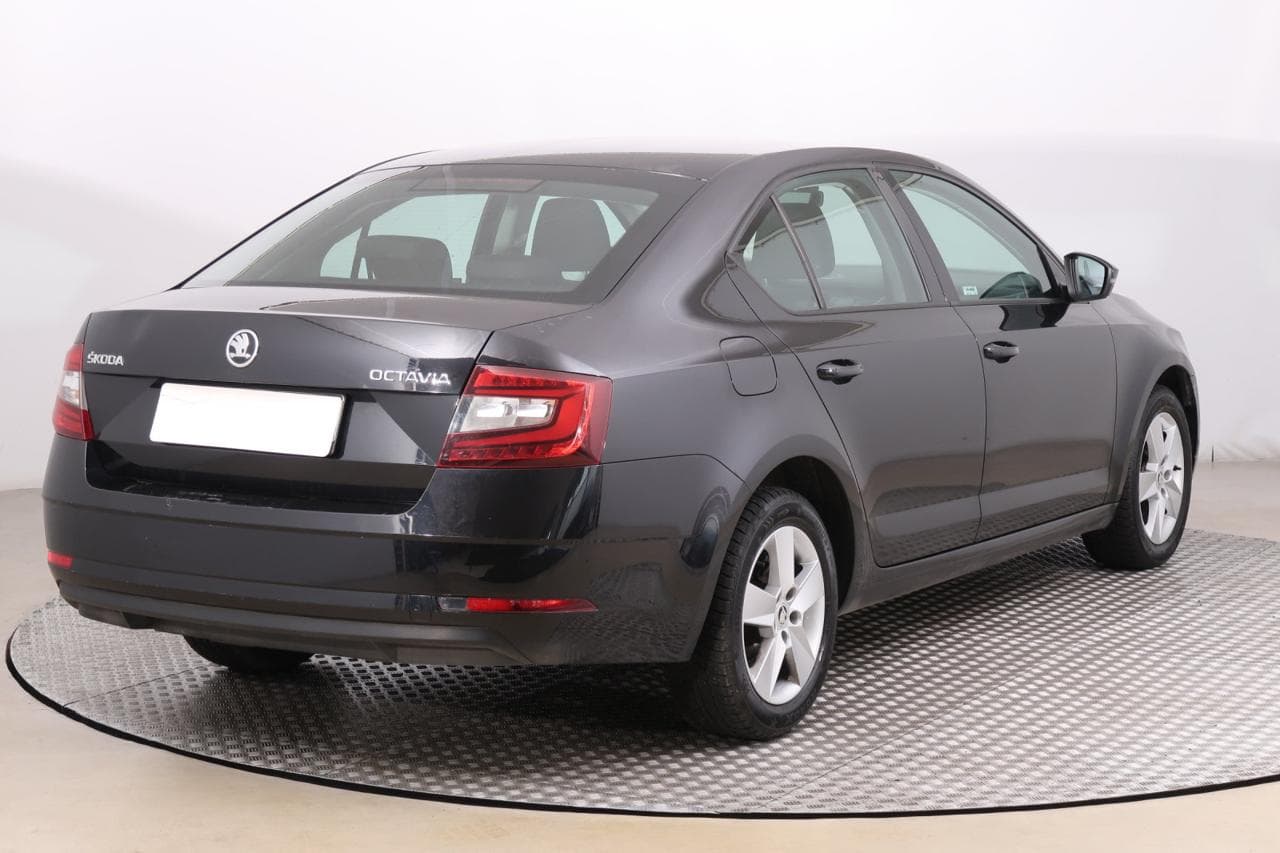 2017 Škoda OCTAVIA - 13