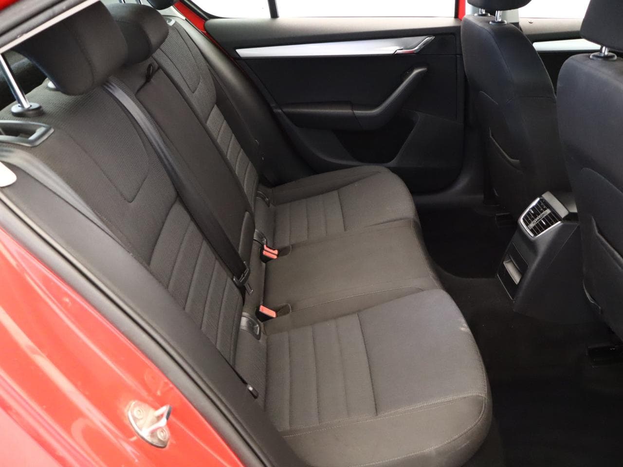 2014 Škoda OCTAVIA - 11