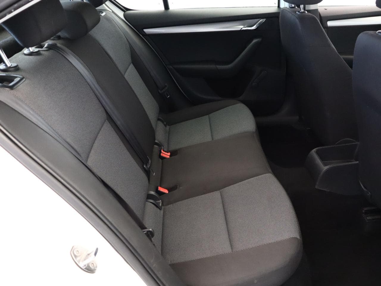 2013 Škoda OCTAVIA - 11