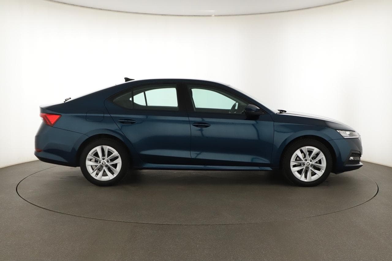 2023 Škoda OCTAVIA - 8