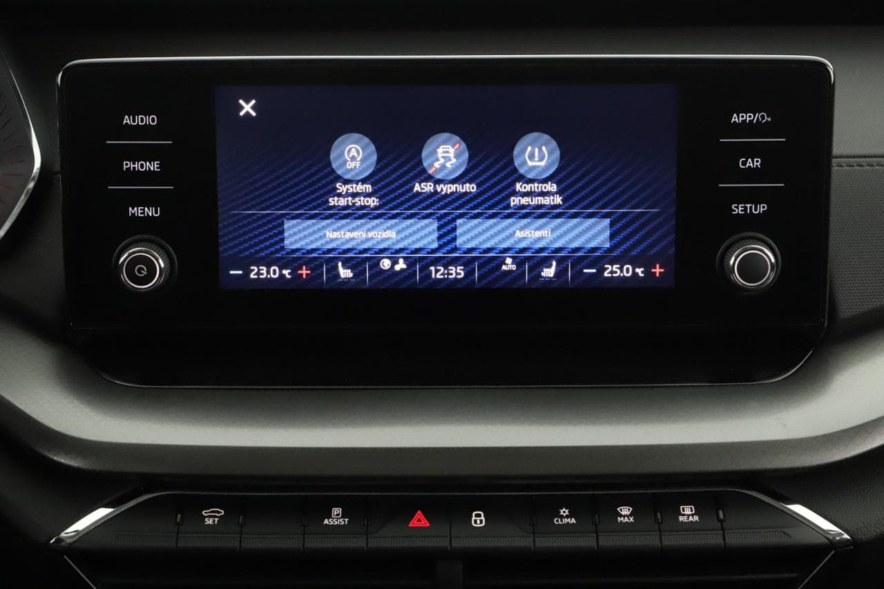 2023 Škoda OCTAVIA - 19