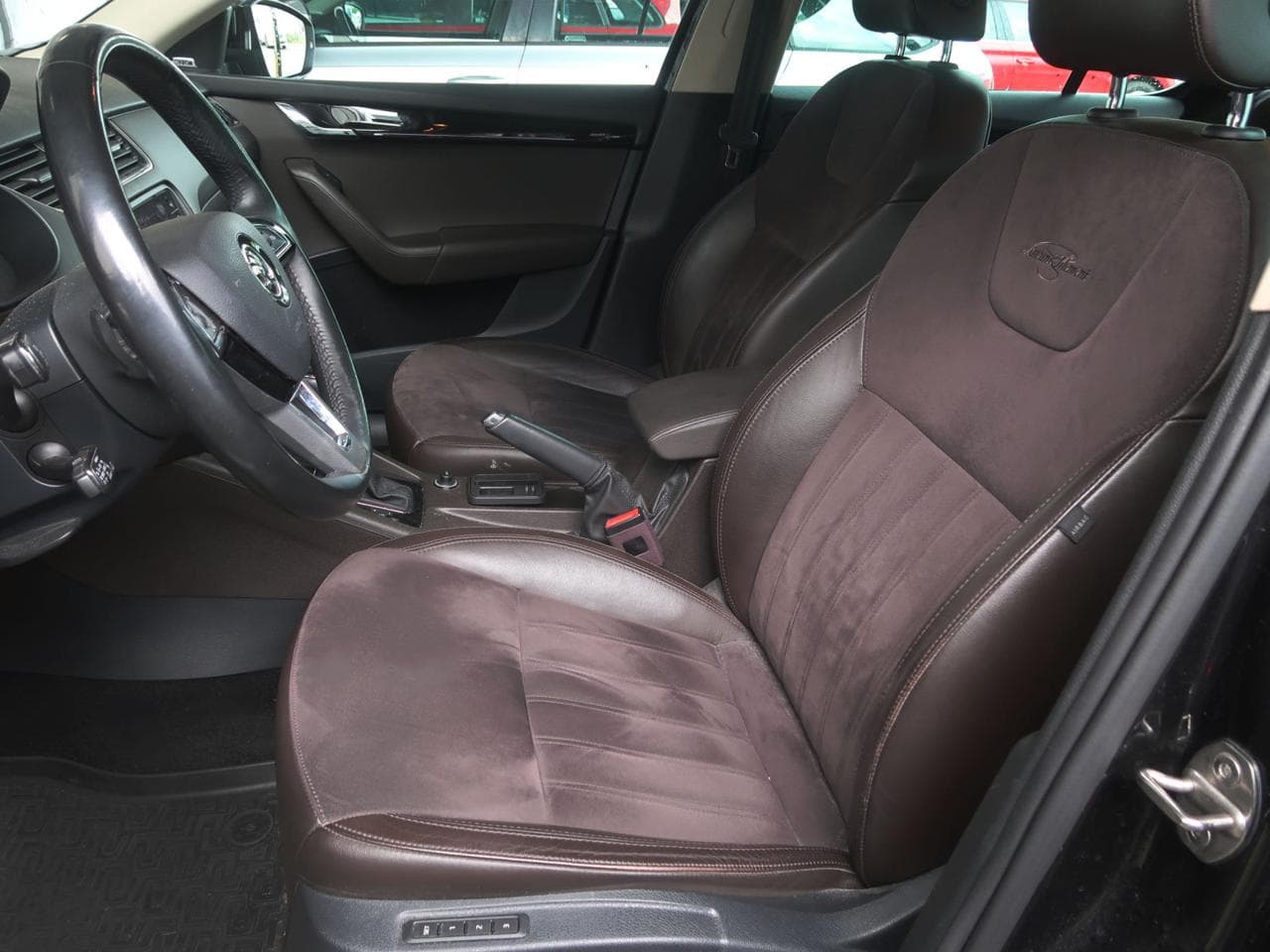 2018 Škoda OCTAVIA - 16