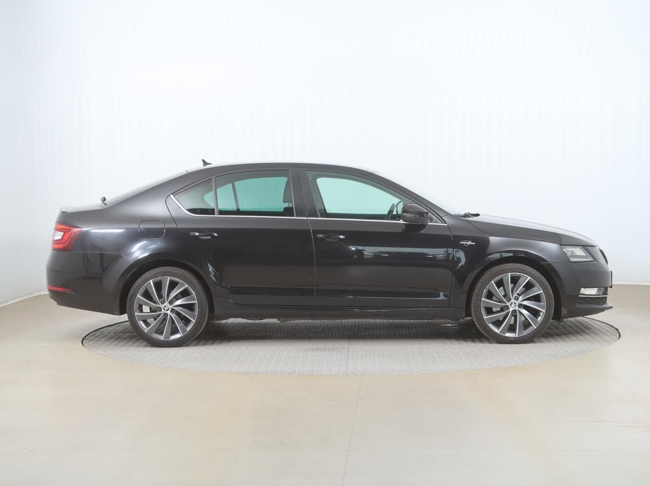 2018 Škoda OCTAVIA - 8