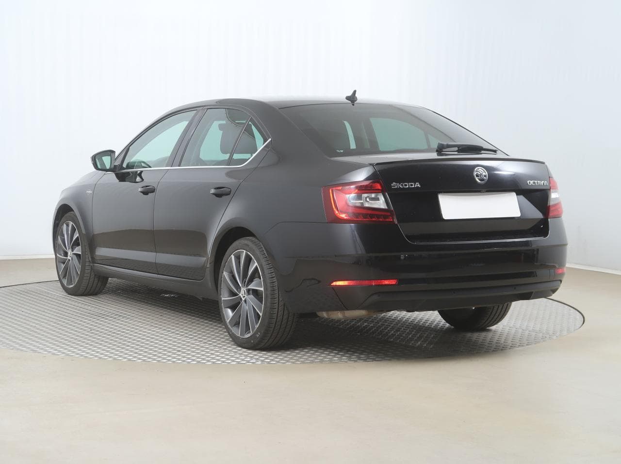 2018 Škoda OCTAVIA - 5