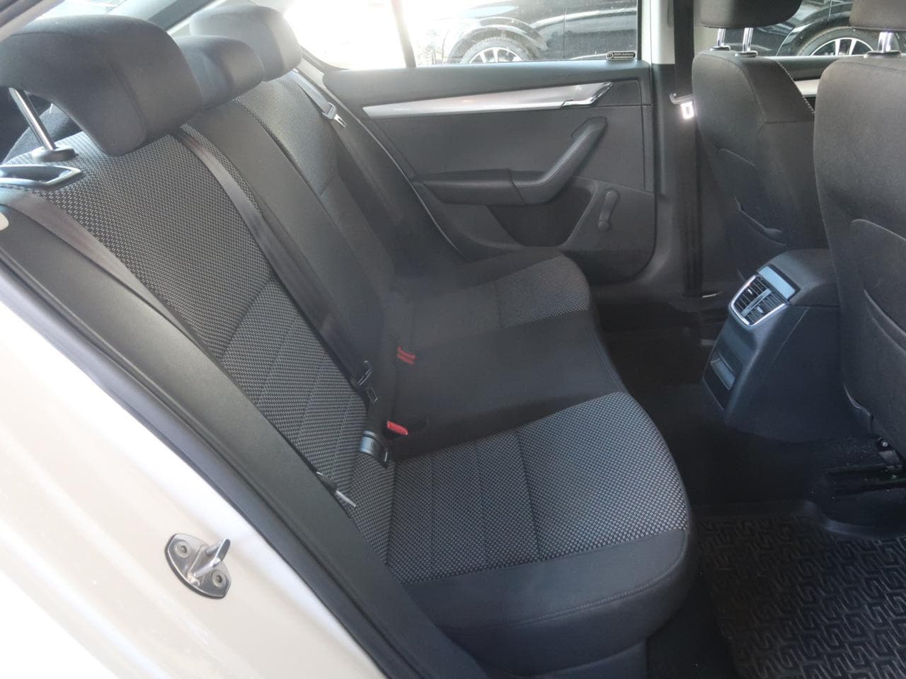 2013 Škoda OCTAVIA - 13