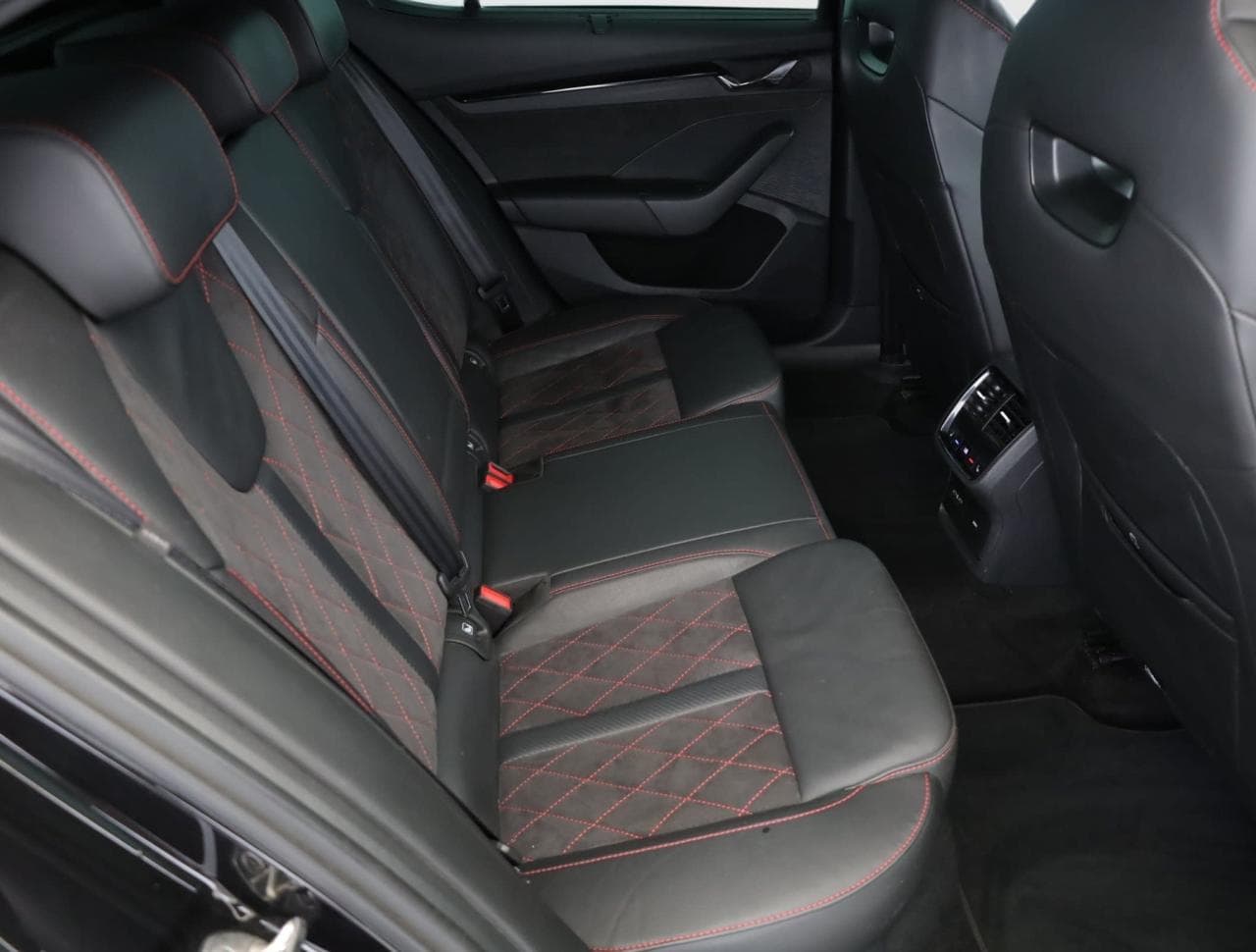 2021 Škoda OCTAVIA - 11