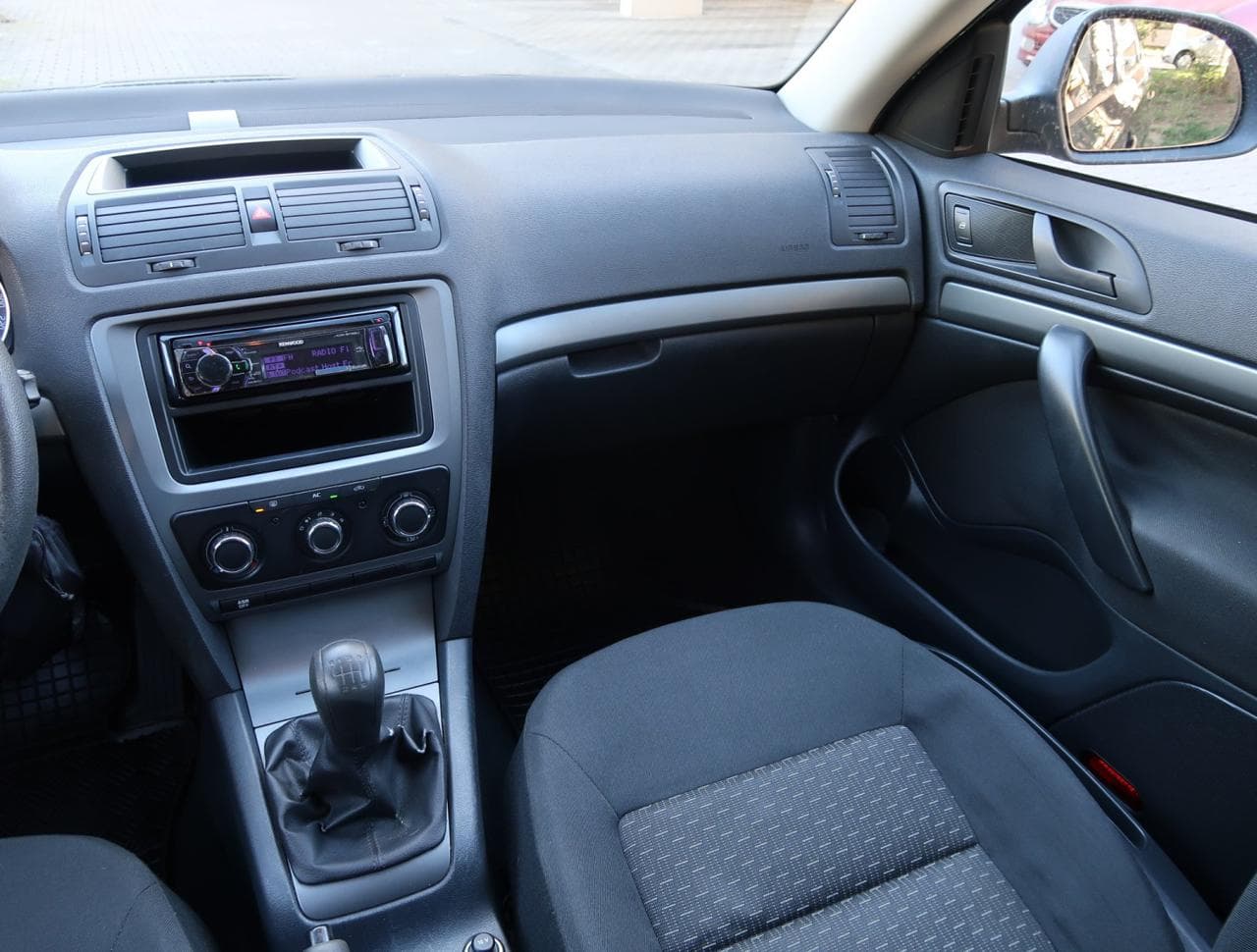 2012 Škoda OCTAVIA - 11