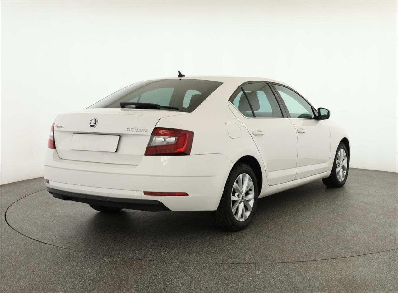 2017 Škoda OCTAVIA - 12