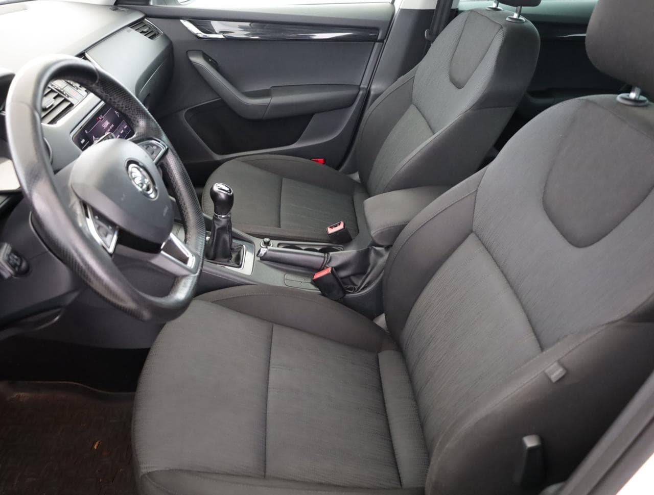 2017 Škoda OCTAVIA - 25