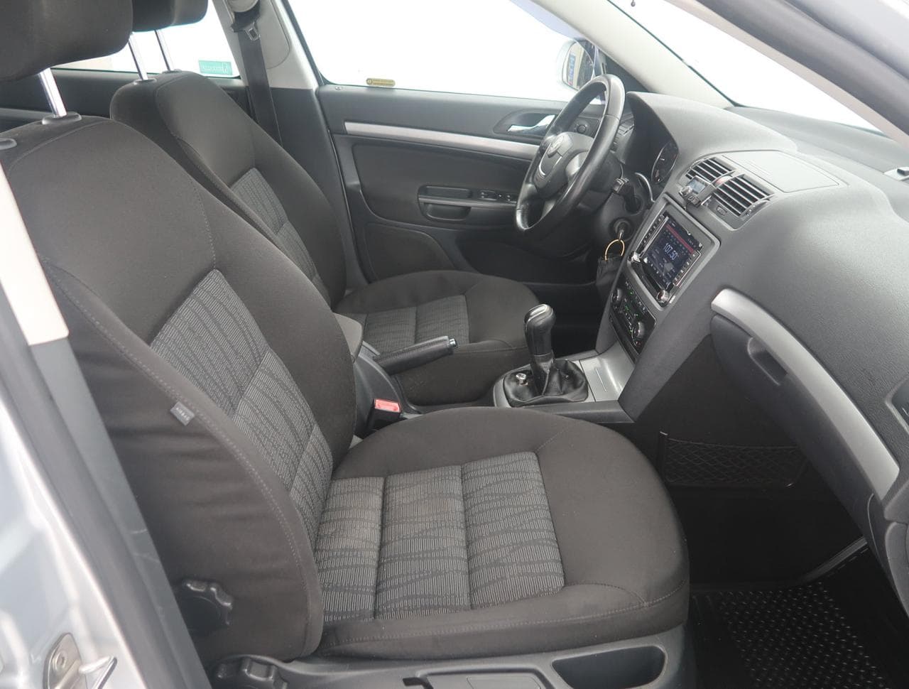 2011 Škoda OCTAVIA - 19
