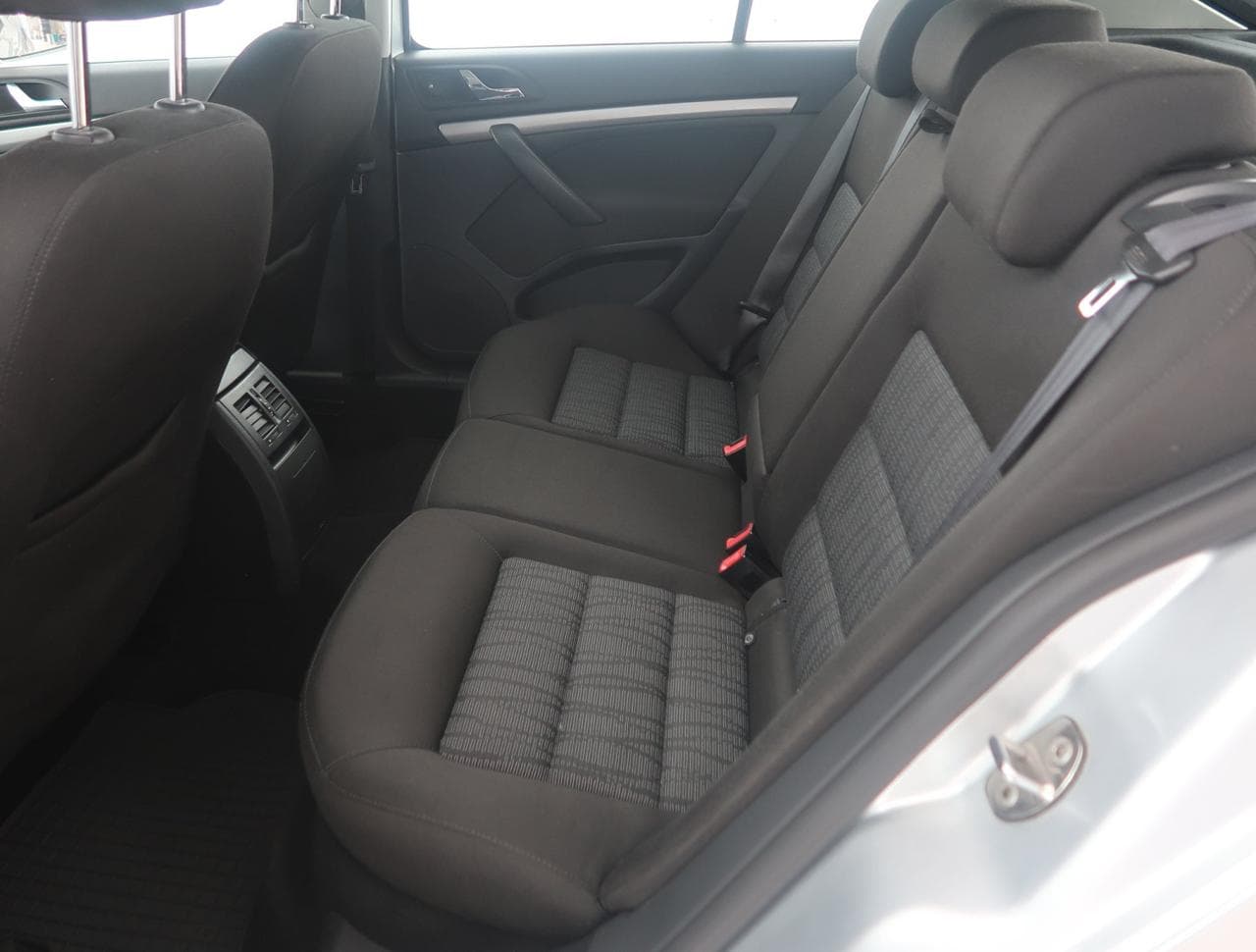 2011 Škoda OCTAVIA - 25