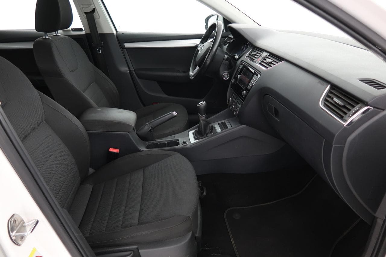 2013 Škoda OCTAVIA - 12