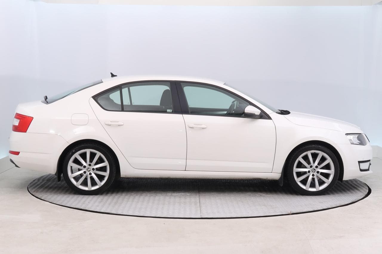 2013 Škoda OCTAVIA - 8
