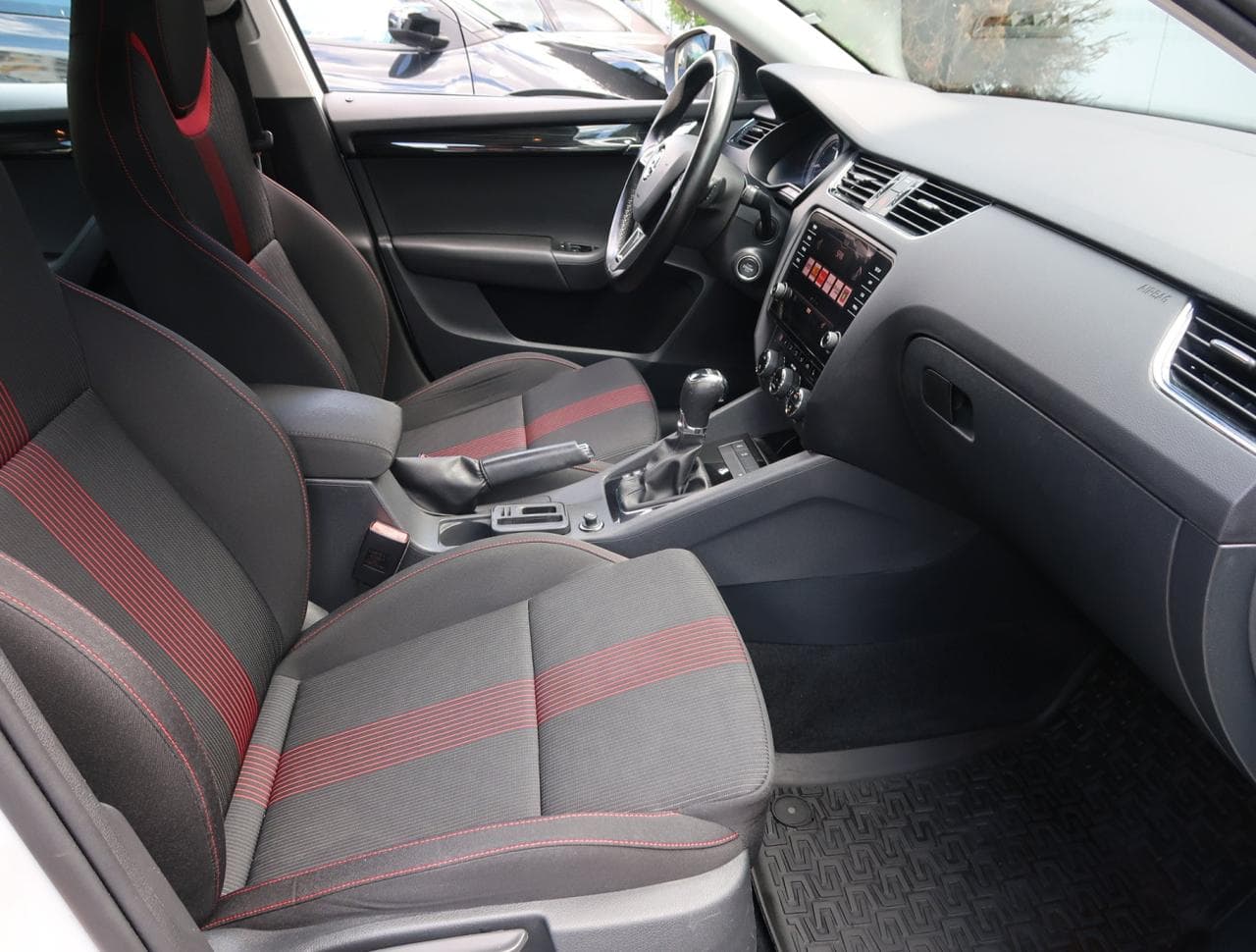 2017 Škoda OCTAVIA - 18