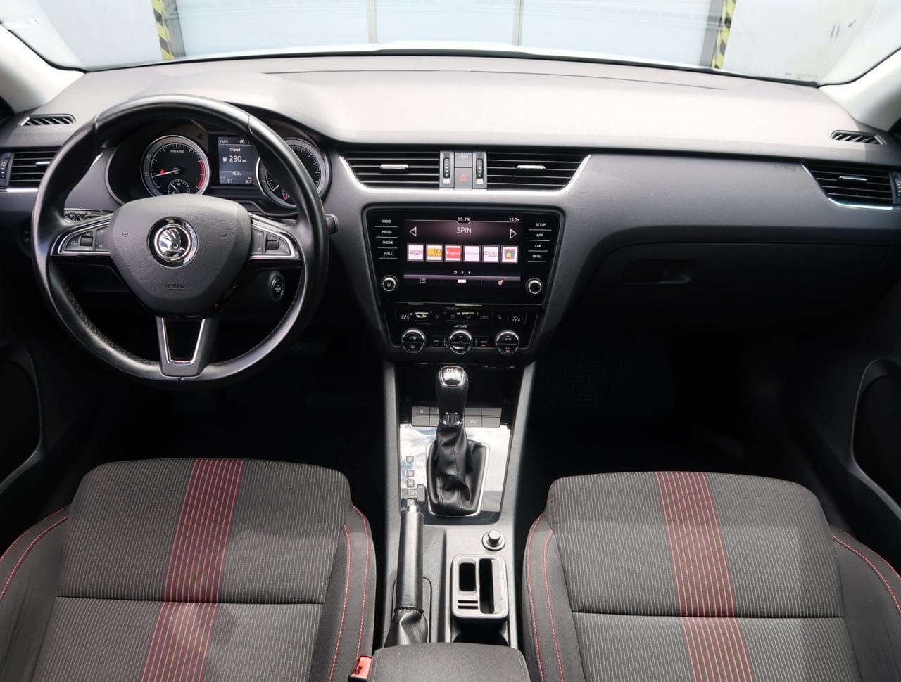 2017 Škoda OCTAVIA - 14