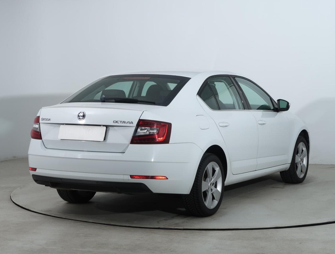 2017 Škoda OCTAVIA - 9