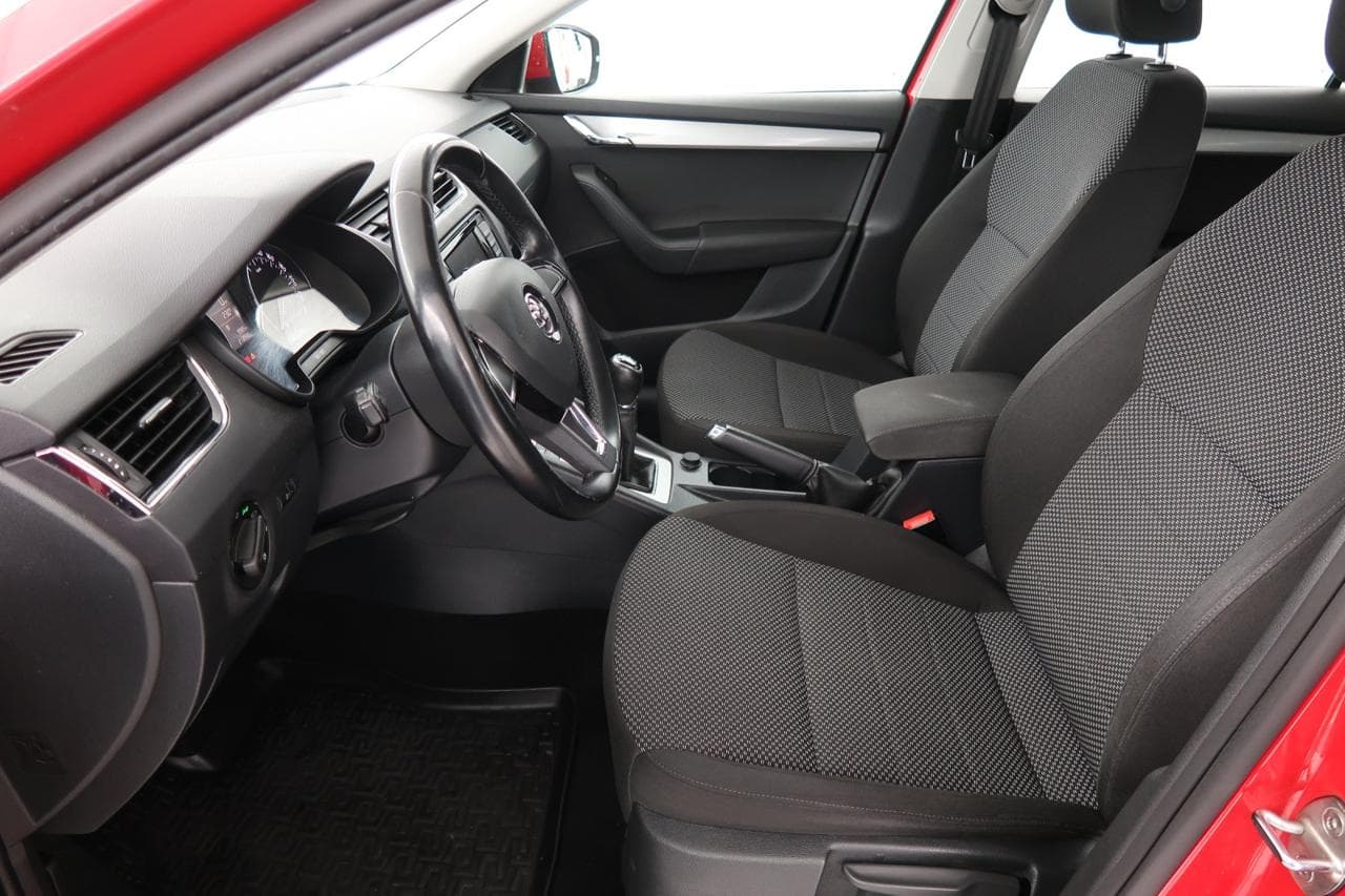 2016 Škoda OCTAVIA - 29